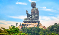 Đặt chân đến Tượng Phật Thiên Đàn Ngong Ping: Biểu tượng của Phật giáo Hồng Kông